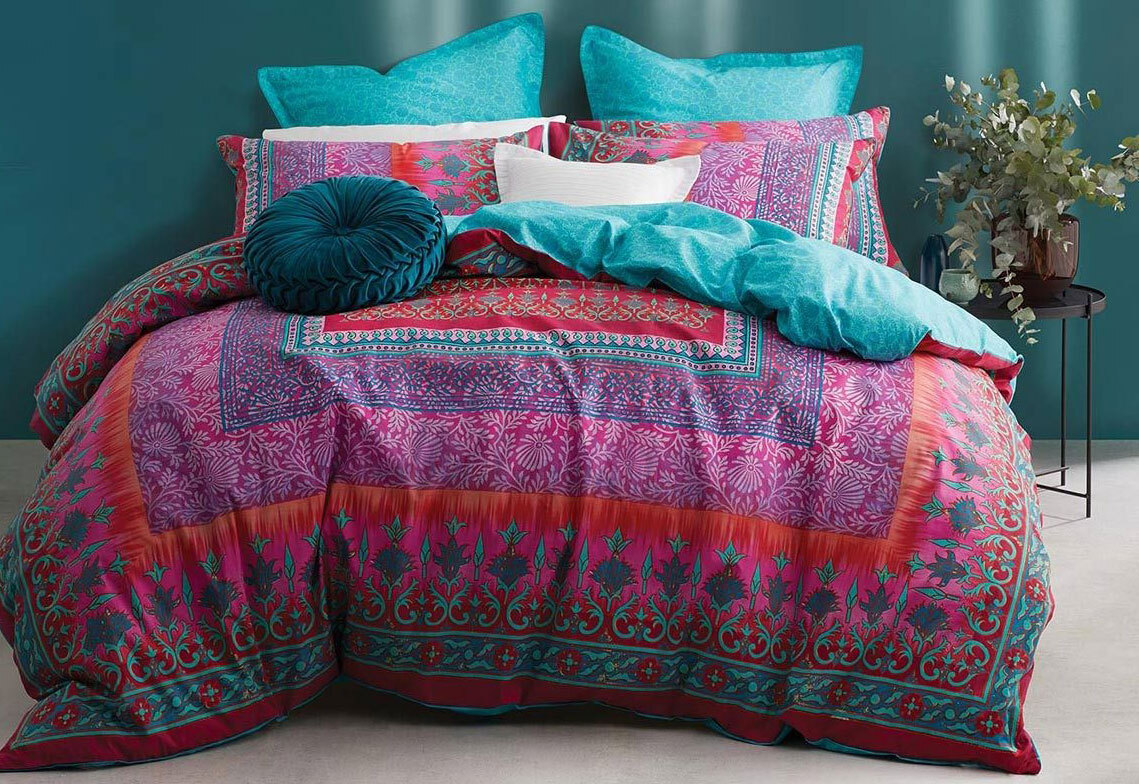 Amrita Fuchsia Quilt Cover Set By Logan And Mason Manchester Direct