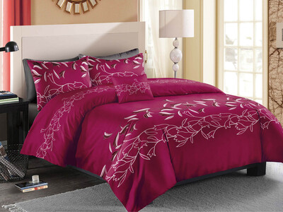 Edda Plum Quilt Cover Set