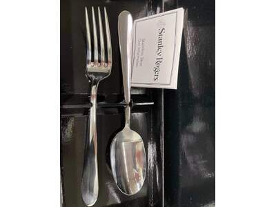 Stanley Rogers Salad Server spoon & fork 2pcs set