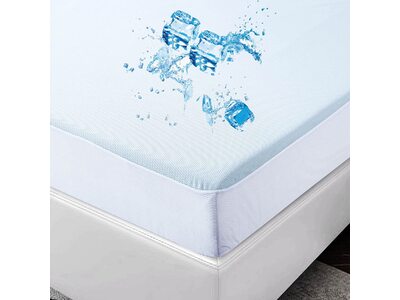 Luxton Cooling Waterproof Mattress Protector