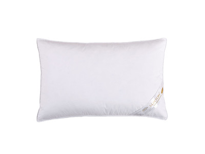 Luxton Goose Down Pillow 10/90 Down Feather